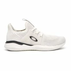 Buy 🎁 Sneakers & Athletic 👞 Shoes Men's Oakley Chagos 👟 Sneakers 🎉